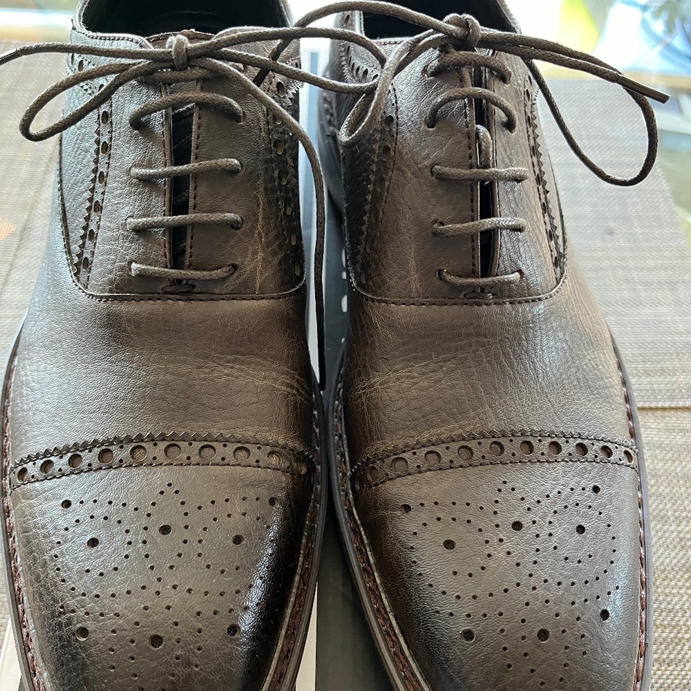 Brand New Mens dark brown leather oxfords (Derby) shoes size US 10.5